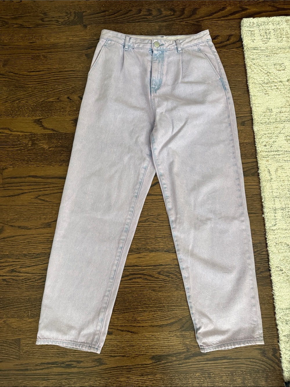 Straight Leg Women's Jeans in Light Lavender